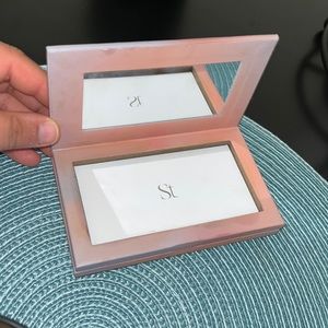 Seint makeup palette